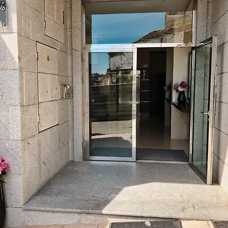 Montolieu Апартаменти *