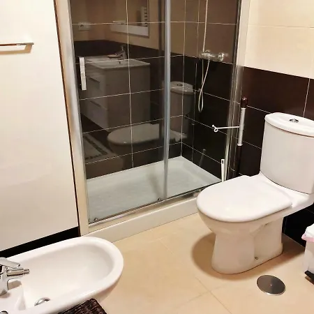 Montolieu Apartment *