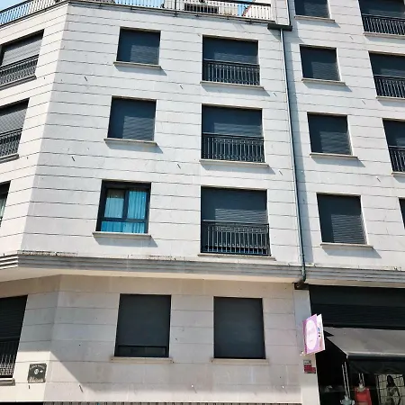 Montolieu Апартаменти *