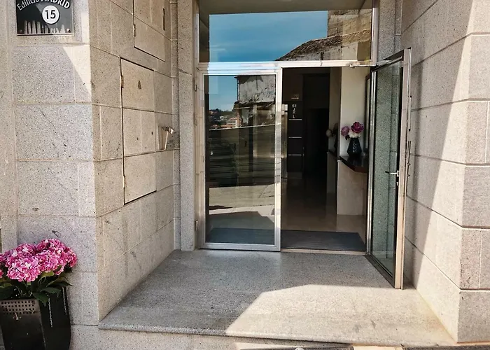 Montolieu Apartman *